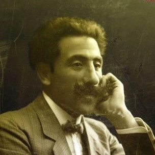 Արմենակ Շահմուրադյան