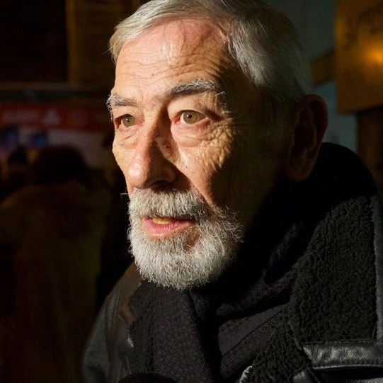 Вахтанг Кикабидзе